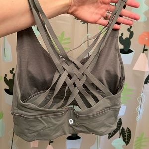 Lululemon sports bra size 6/small